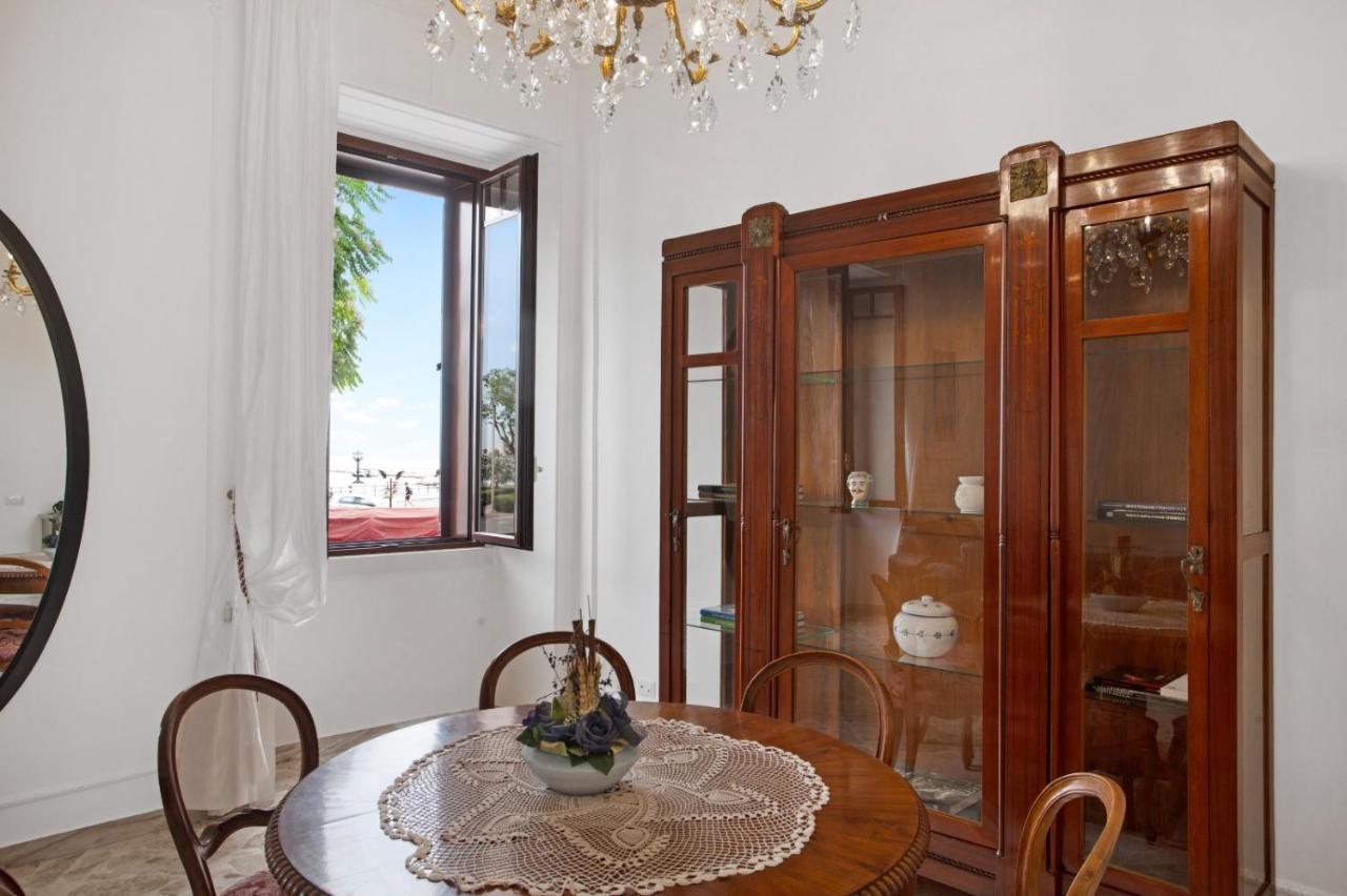 شقة Casa Cinzia Lungomare Exclusive Flat باري المظهر الخارجي الصورة